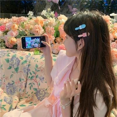 冲浪少年